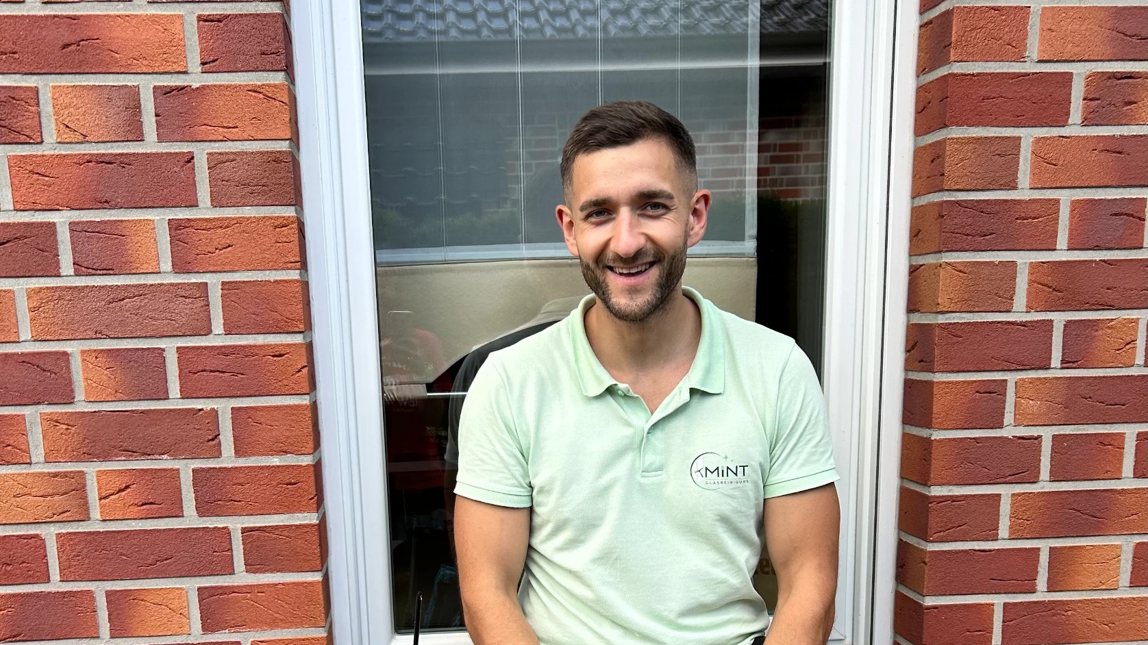 Gepflegte Fenster mit langanhaltender Sauberkeit dank MiNT Pflegeplan